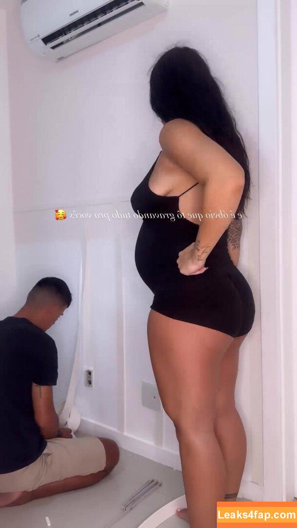 Leticia Castro / Castrollet / DEZOITOU / leticiacastroficial / thayscastro leaked photo photo #0196