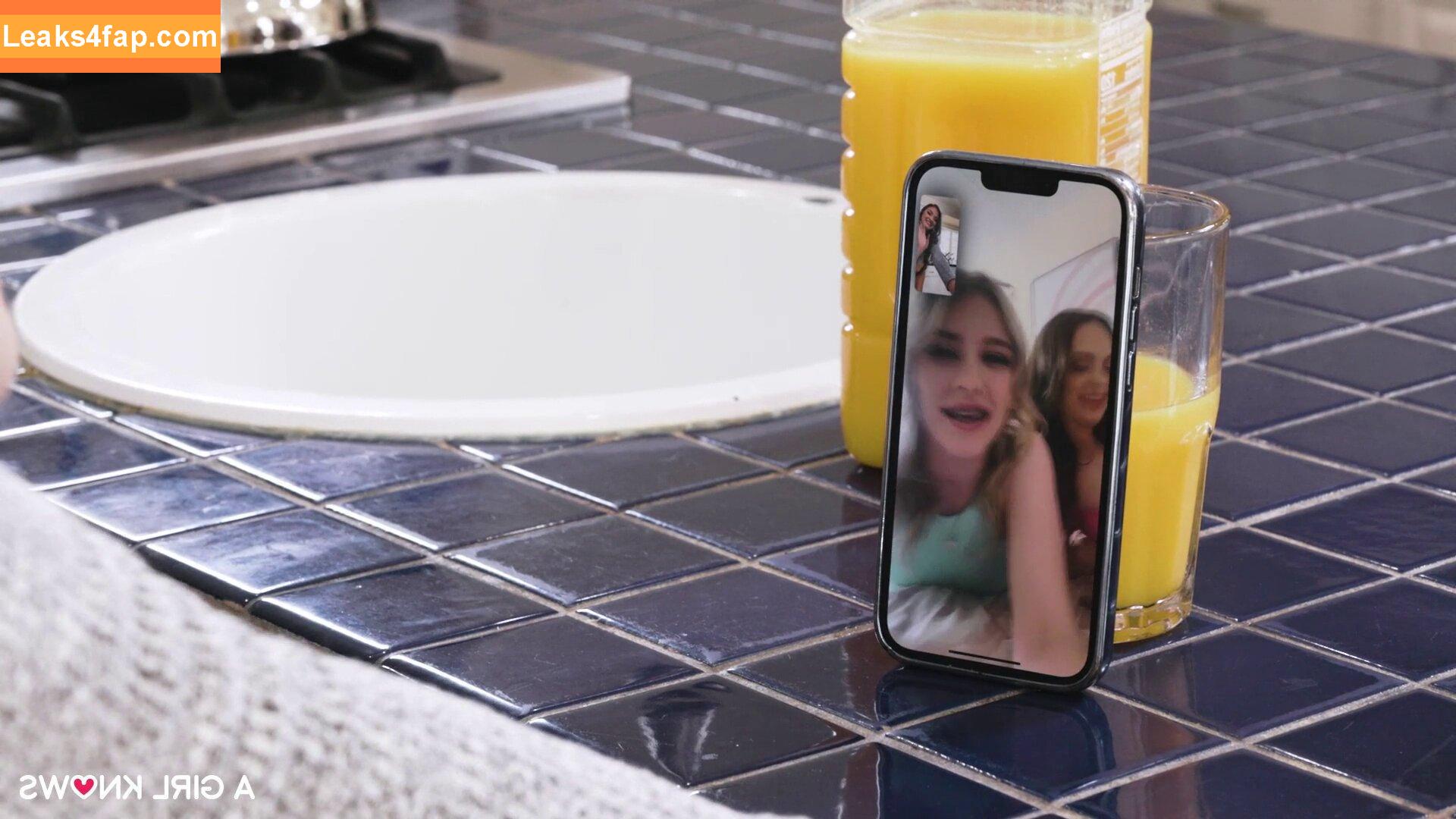 Letsdoeit / gina_gerson / valentina_ginagerson_official leaked photo photo #0210