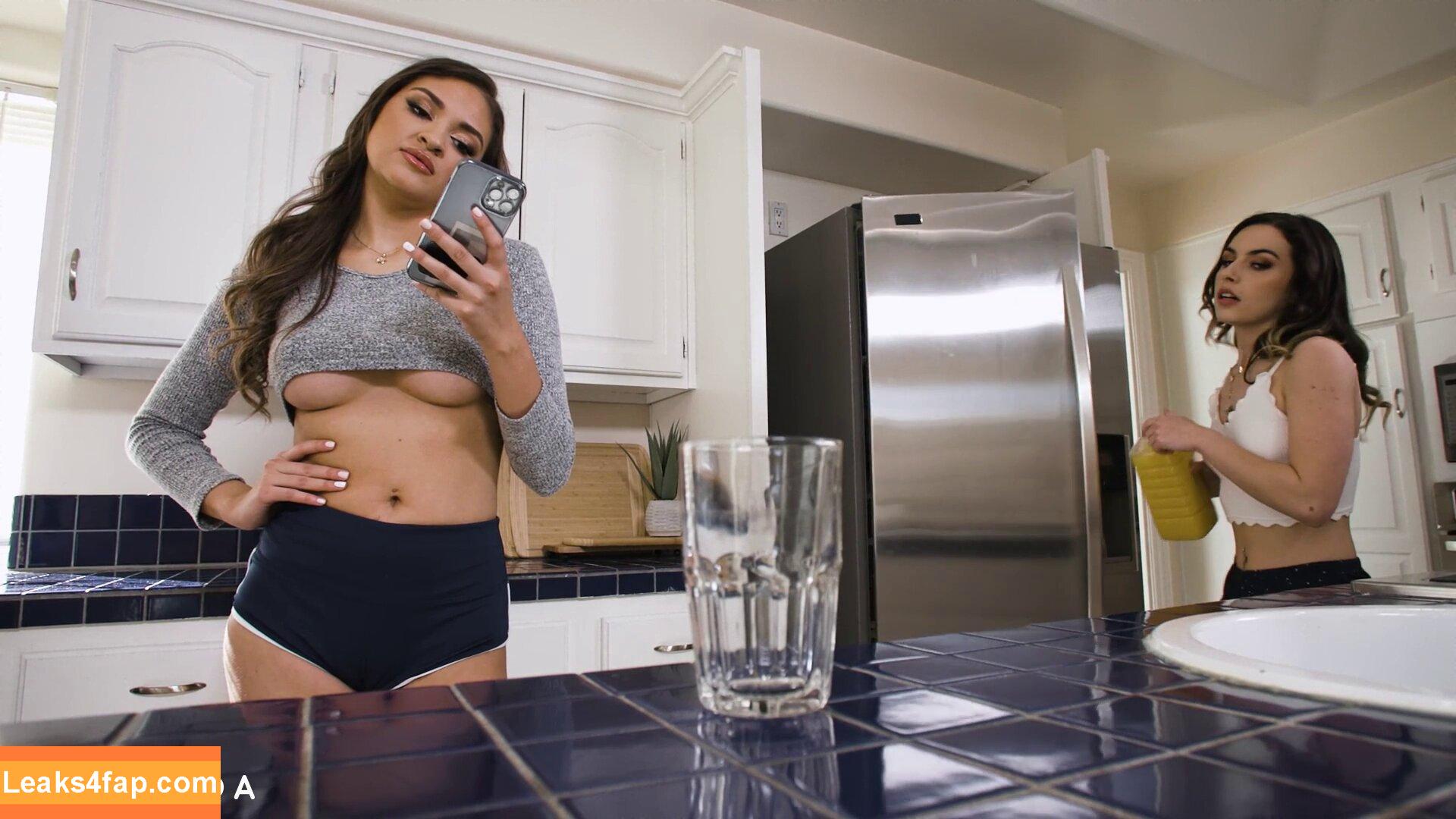 Letsdoeit / gina_gerson / valentina_ginagerson_official leaked photo photo #0211