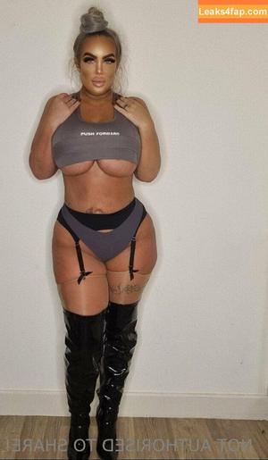 Levi Babestation photo #0059