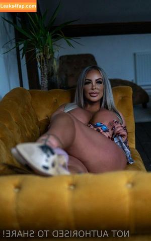 Levi Babestation photo #0111