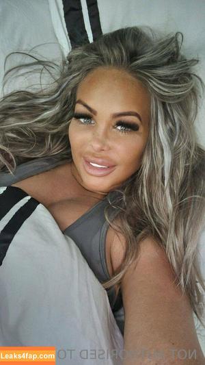 Levi Babestation photo #0191