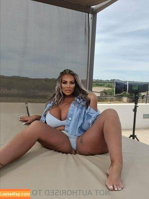 Levi Babestation photo #0223