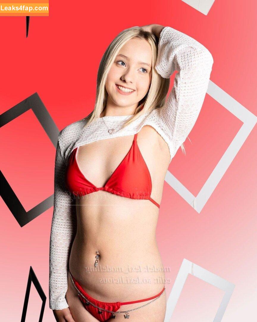 Lexi Booker / lexi_booker30 / lexi_modelling leaked photo photo #0089