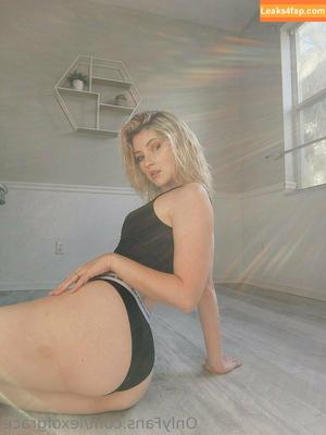 Lexus Grace Carlson photo #0045