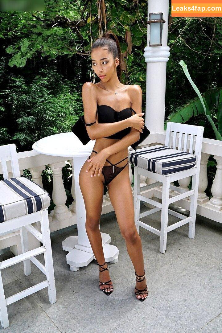 Lia Lin / Kim Rossi / LiaLinXo / lialyen / linmeowmeow leaked photo photo #0344