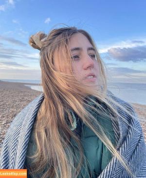 Lia Marie Johnson photo #0005