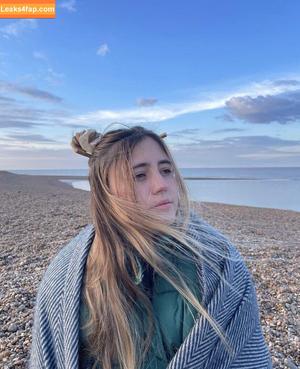 Lia Marie Johnson photo #0006