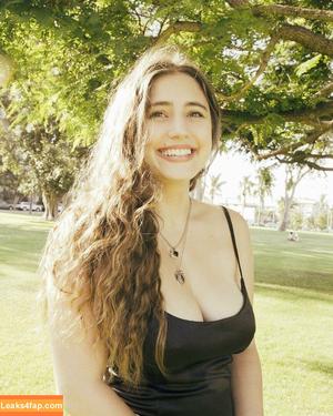 Lia Marie Johnson photo #0116