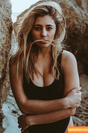 Lia Marie Johnson photo #0183