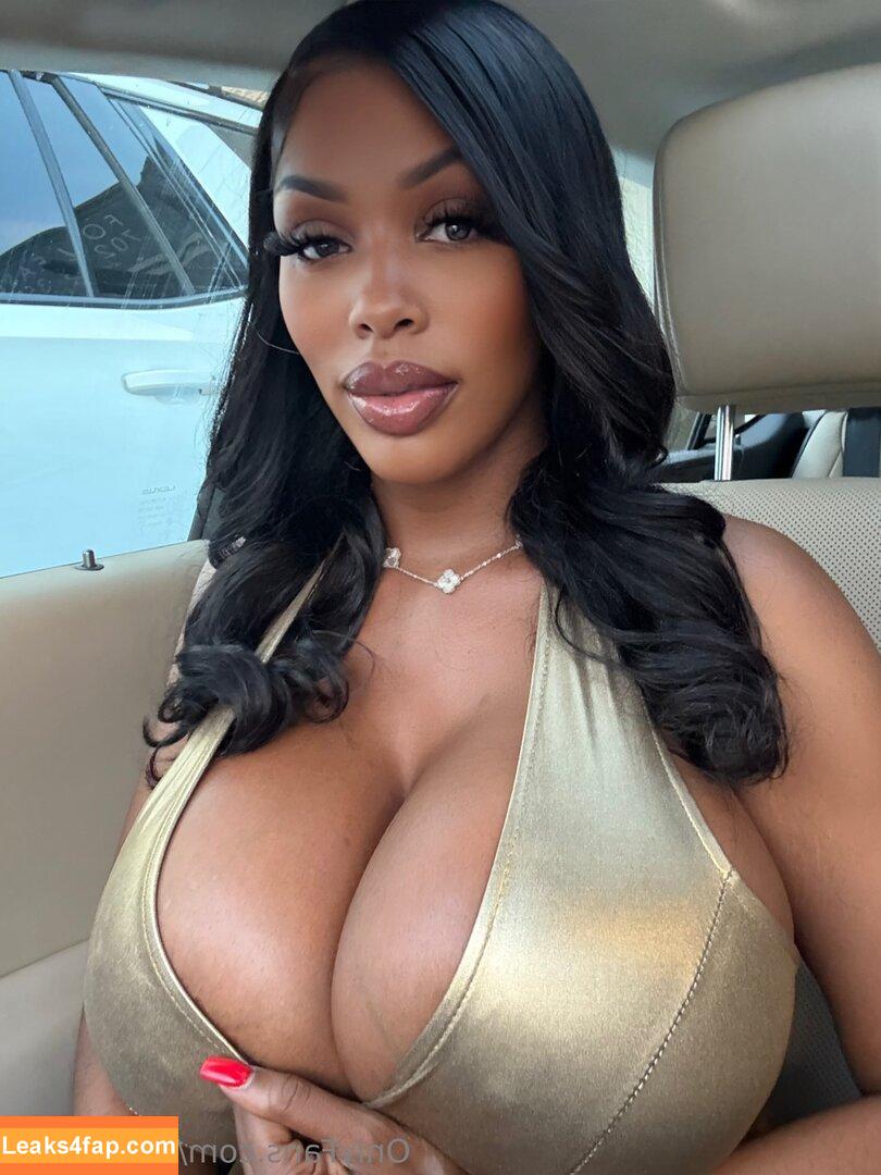 lialovely4u / iamlialovely leaked photo photo #0048