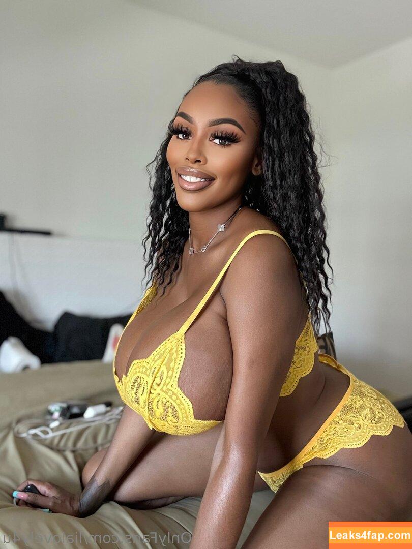 lialovely4u / iamlialovely leaked photo photo #0075
