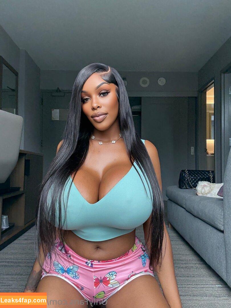 lialovely4u / iamlialovely leaked photo photo #0082