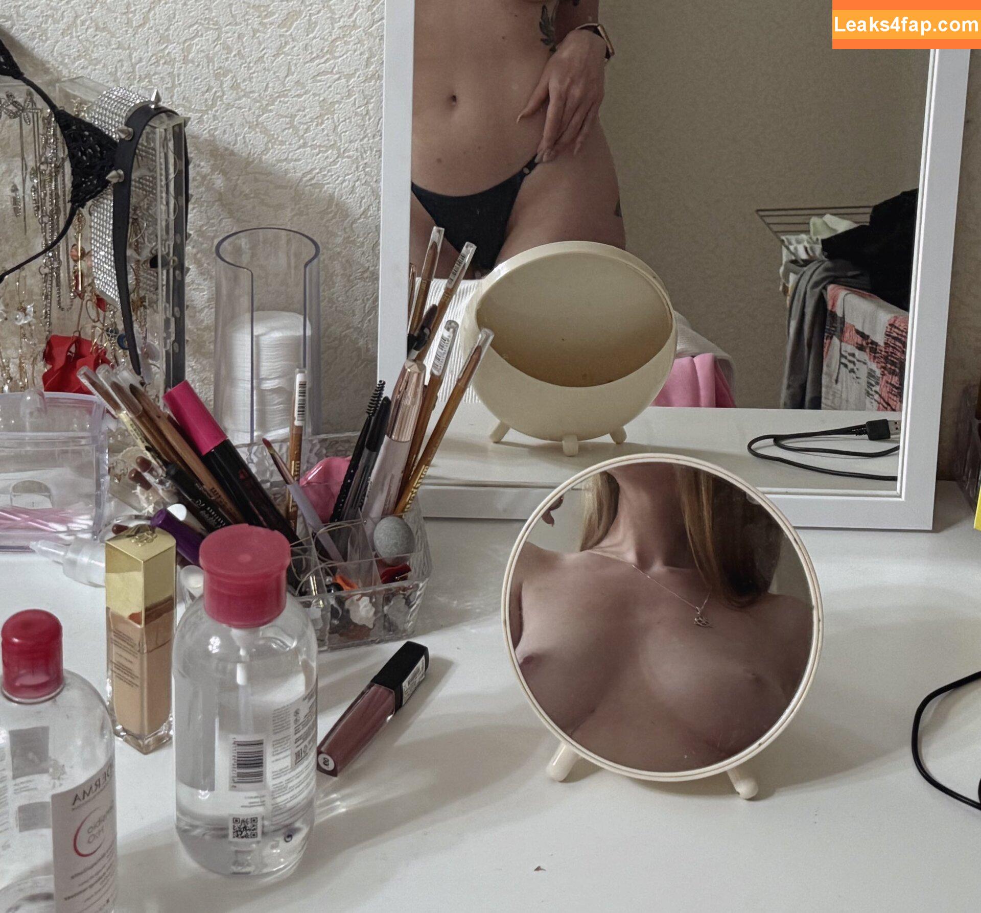 Liana_Fox / liana_fox_ leaked photo photo #0034