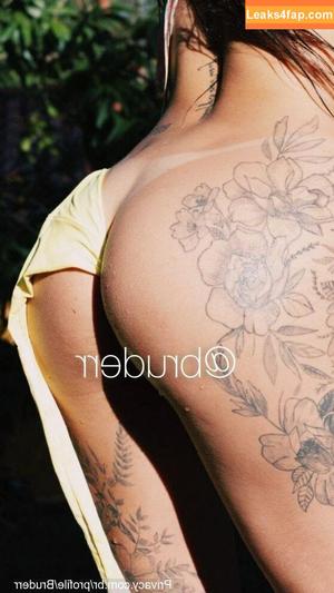 Liandra Bruder photo #0071