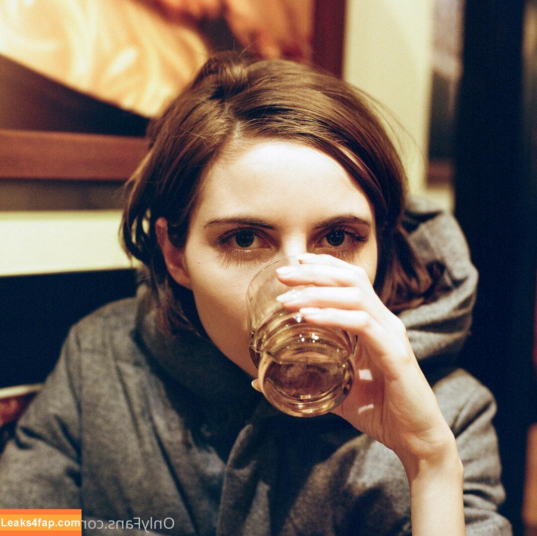 Liara Roux / liararoux leaked photo photo #0040