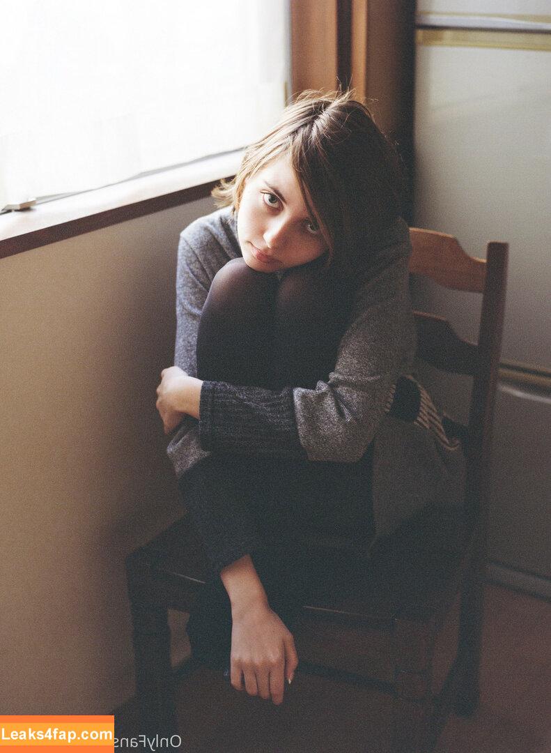 Liara Roux / liararoux leaked photo photo #0232