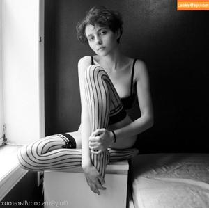 Liara Roux photo #0025