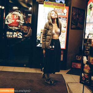 Liara Roux photo #0036