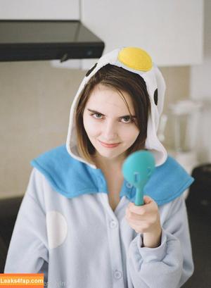 Liara Roux photo #0162