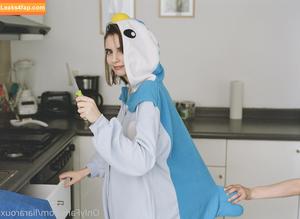 Liara Roux photo #0255