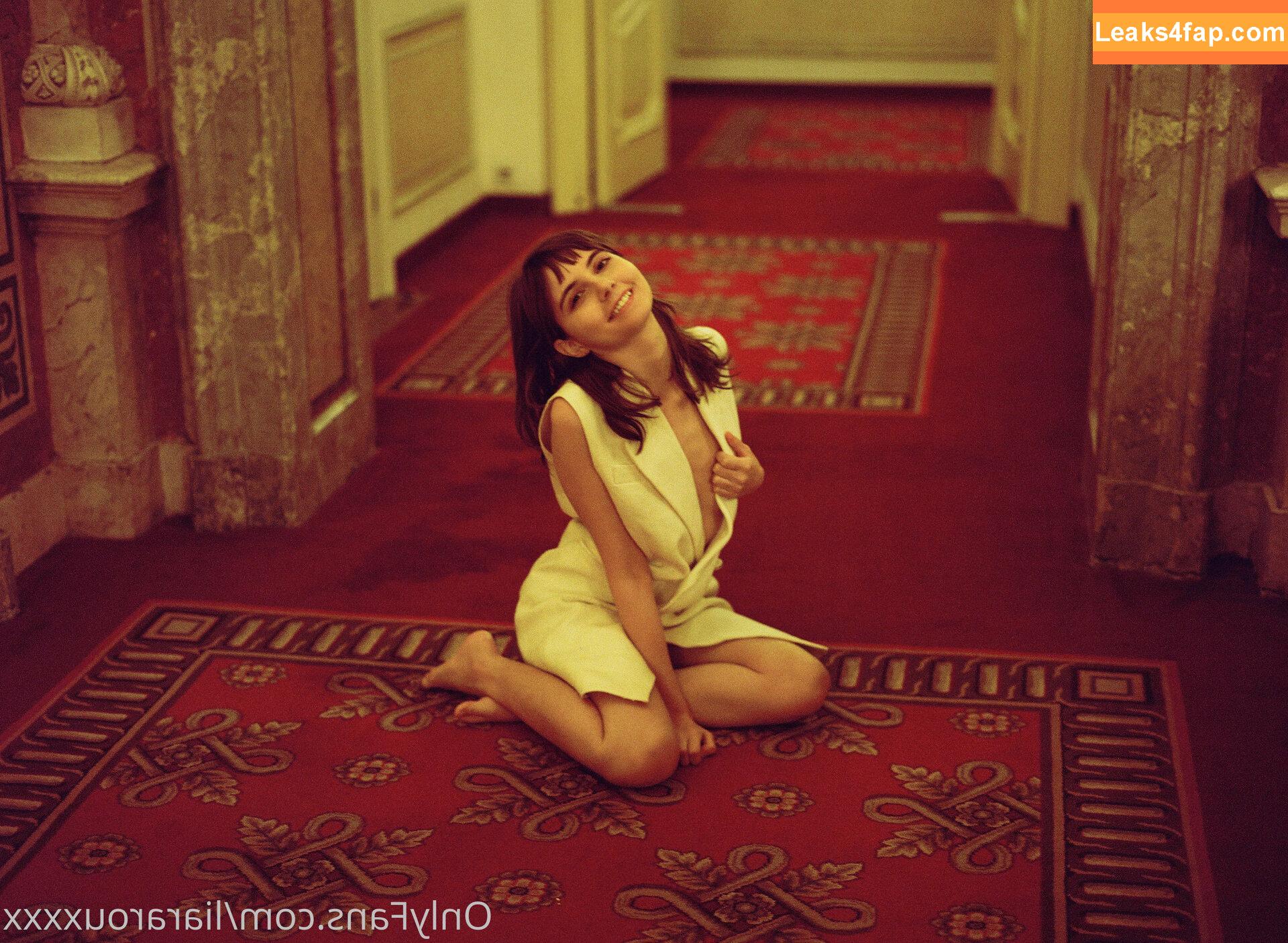 liararouxxxx /  leaked photo photo #0055