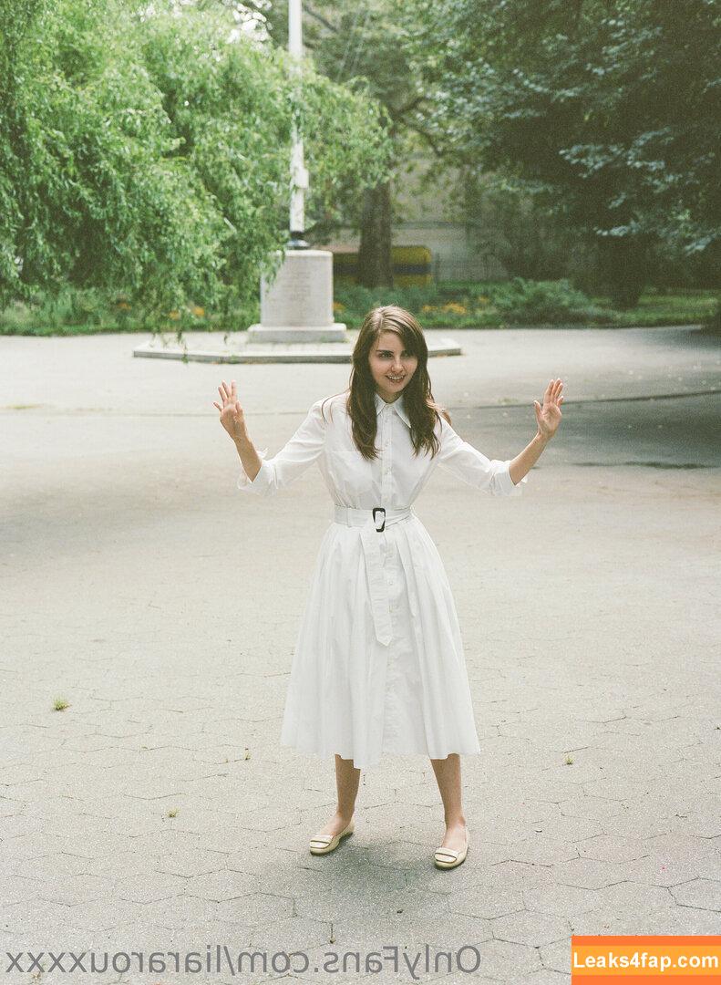liararouxxxx /  leaked photo photo #0099