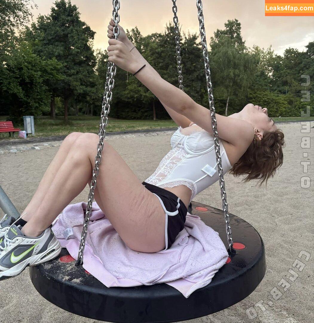 Lienne.aig leaked photo photo #0002