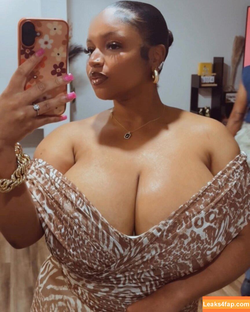 lifeeofjanaeee /  leaked photo photo #0006