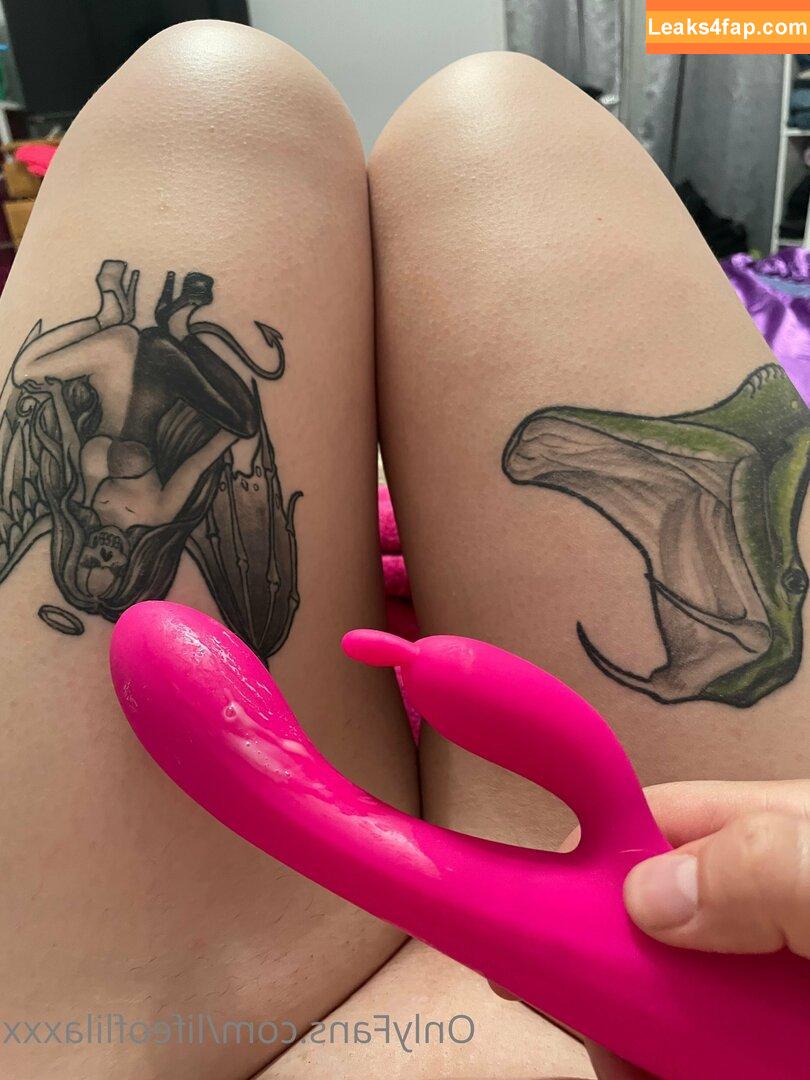 lifeoflilaxxx /  leaked photo photo #0013