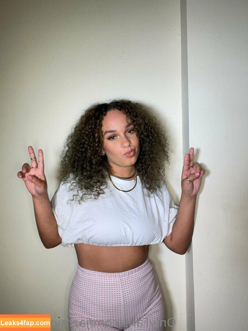 lifewithjazmyne / Jazmyne leaked photo photo #0006