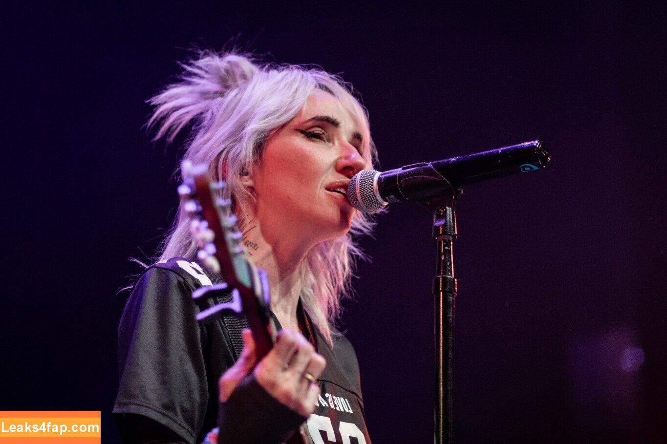 Lights Poxleitner / OfficialLights / https: / lights.poxleitner leaked photo photo #0374