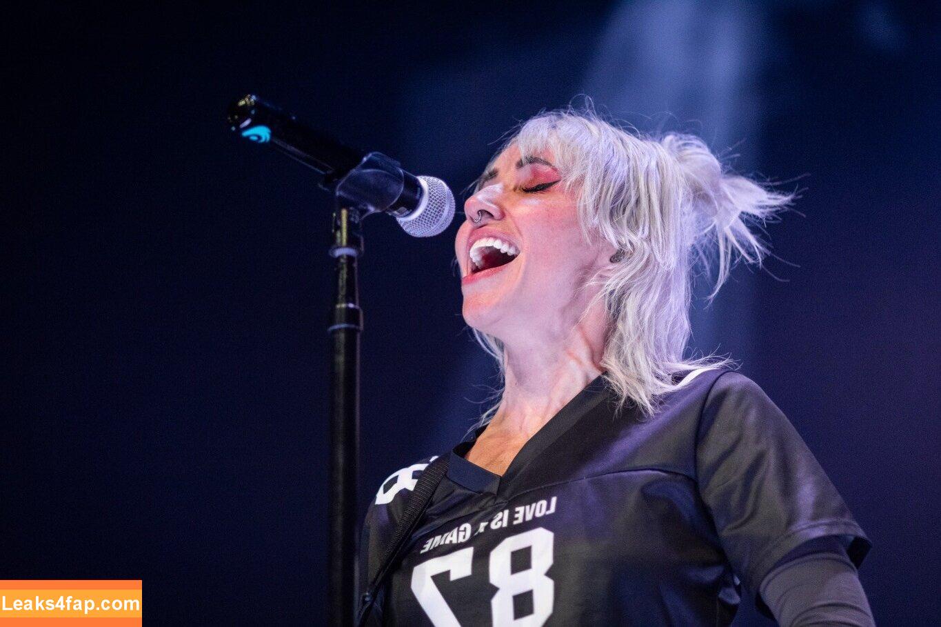 Lights Poxleitner / OfficialLights / https: / lights.poxleitner leaked photo photo #0375