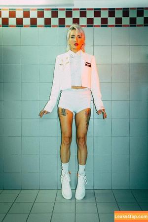 Lights Poxleitner photo #0371