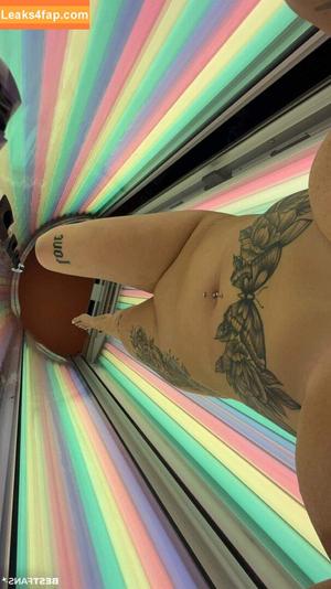 likeboobs photo #0064