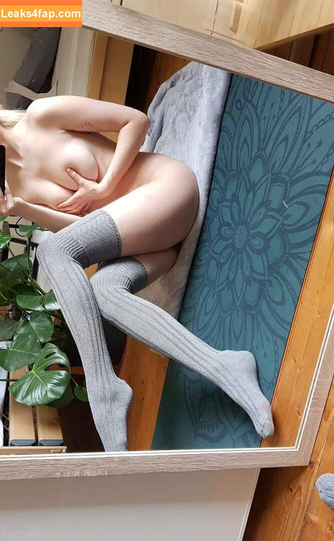 Lil_hanne / kalemia / lilhanne leaked photo photo #0243