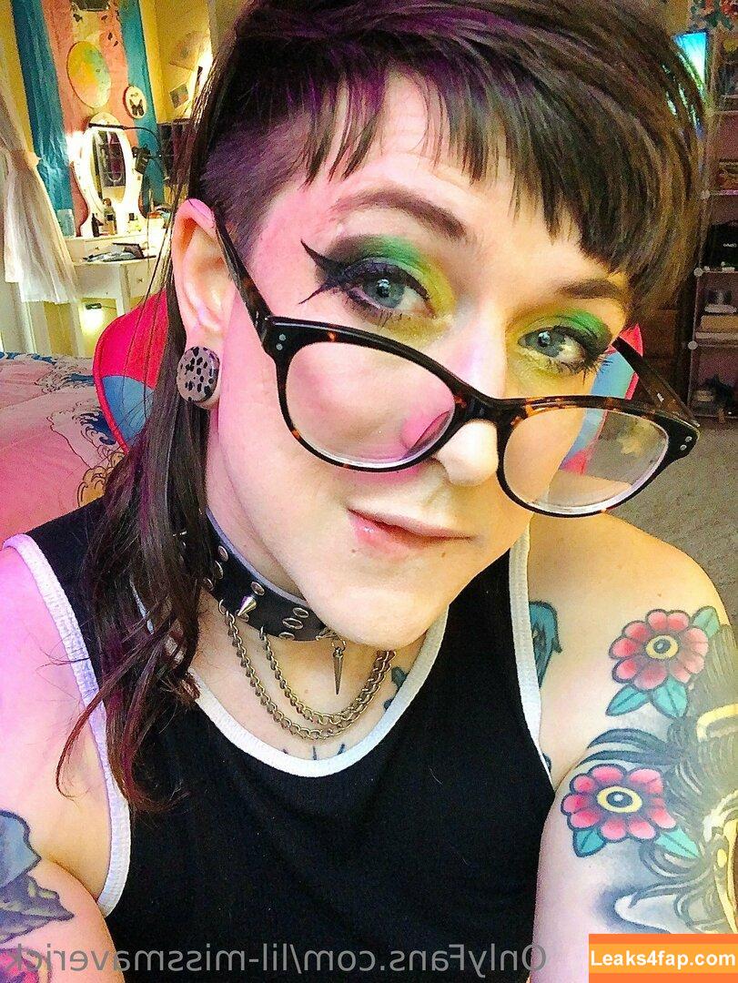 lil-missmaverick / miss_midnight_maverick leaked photo photo #0037