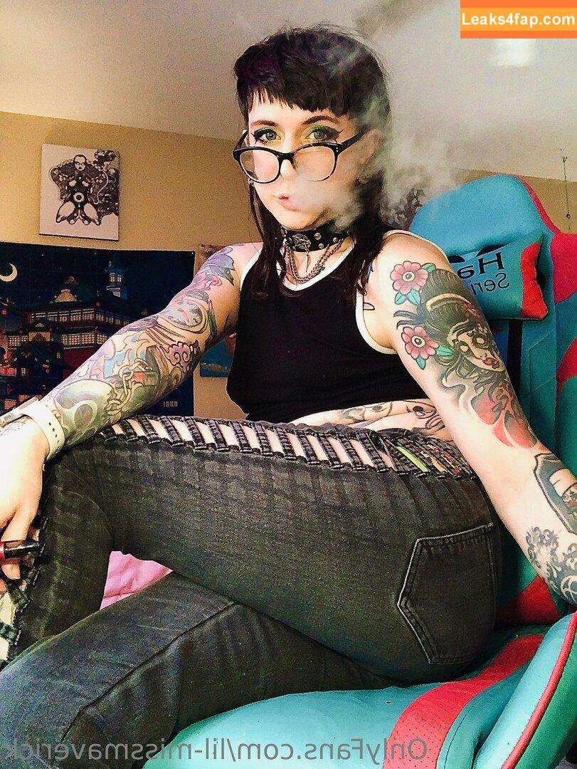 lil-missmaverick / miss_midnight_maverick leaked photo photo #0047
