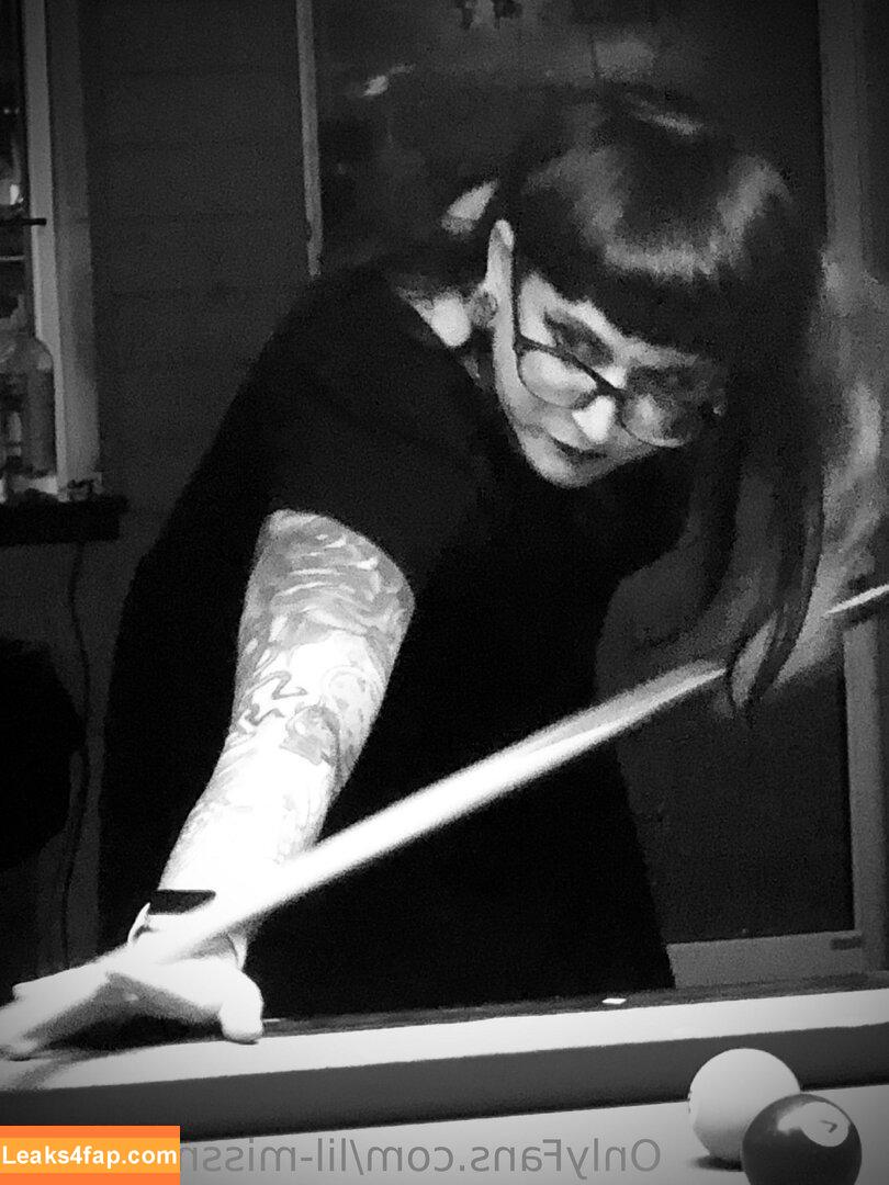 lil-missmaverick / miss_midnight_maverick leaked photo photo #0049
