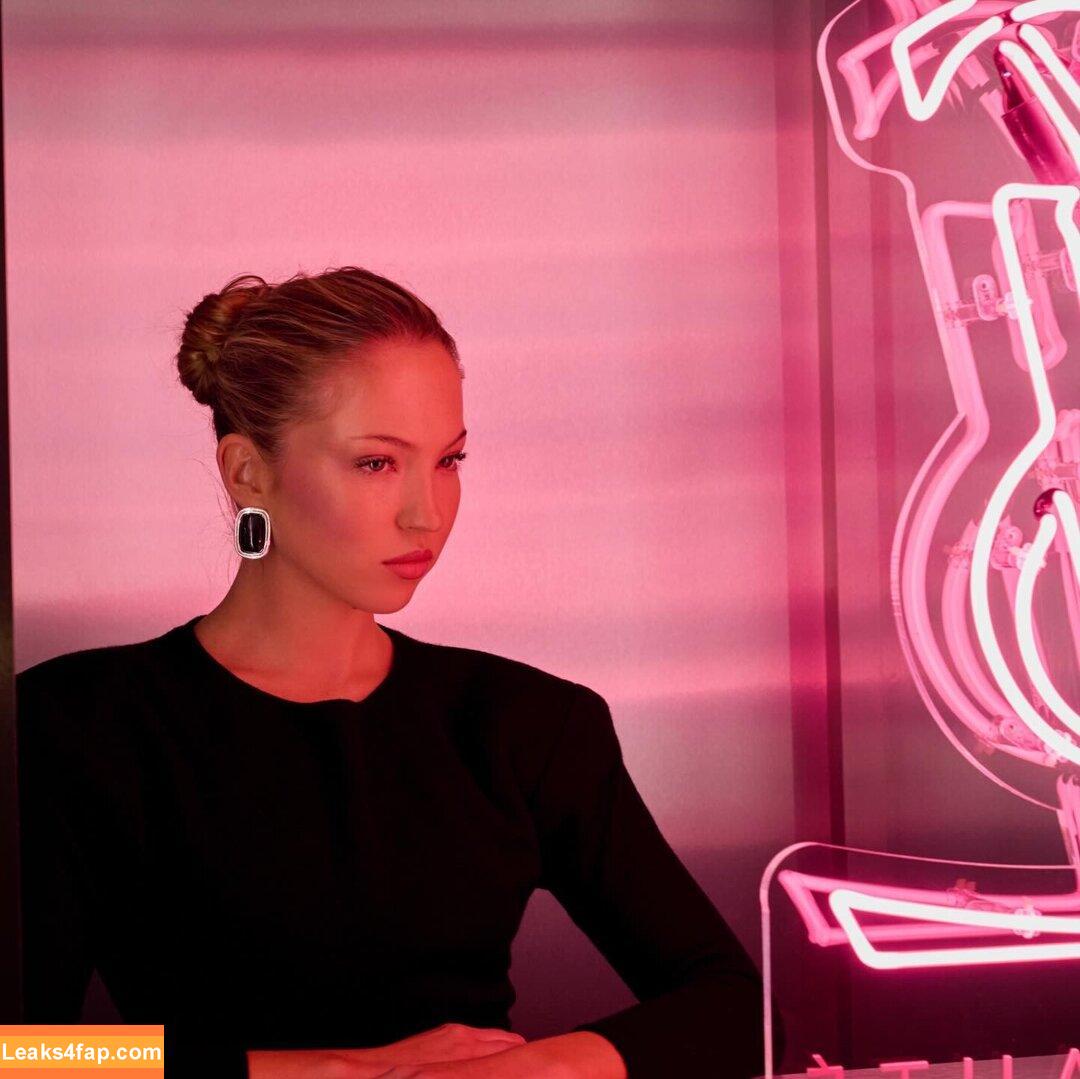 Lila Moss / lilamoss слитое фото фото #0159