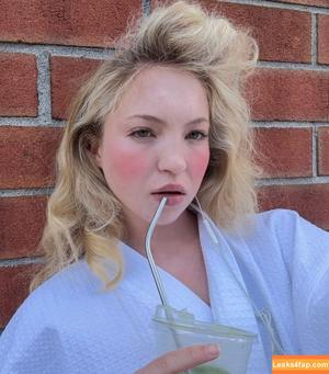 Lila Moss photo #0136