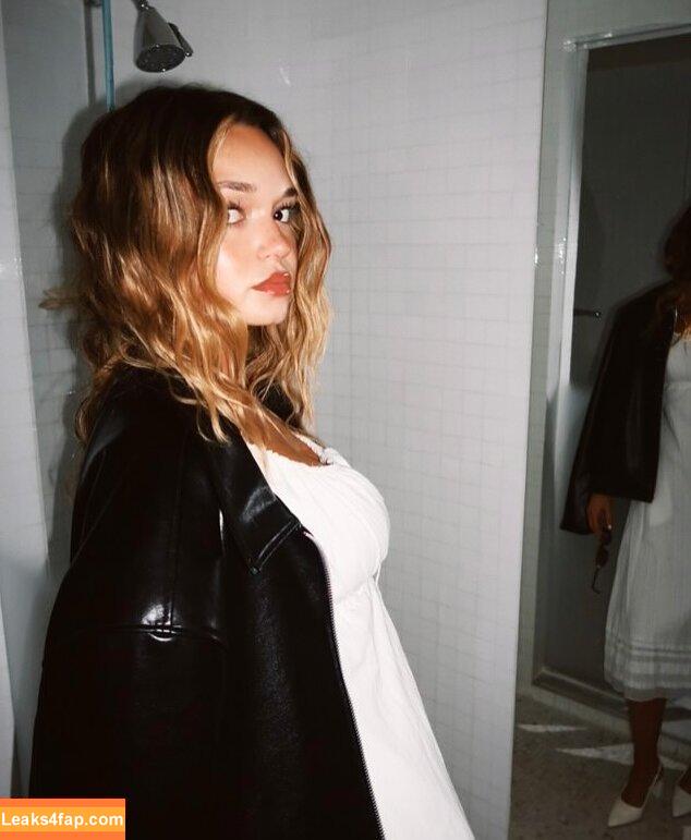 Lilah Pate /  leaked photo photo #0019