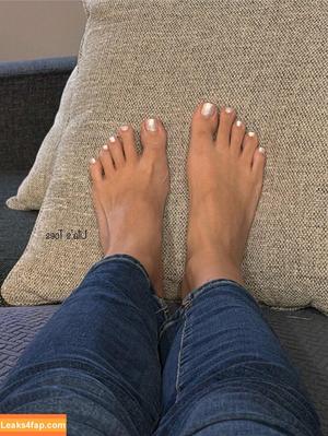 lilas.toes photo #0033