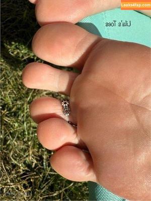 lilas.toes photo #0044