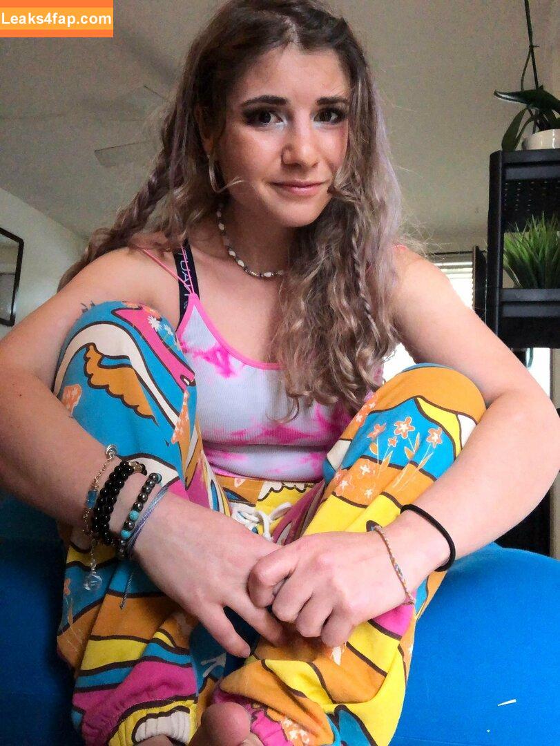 lilathena /  leaked photo photo #0002