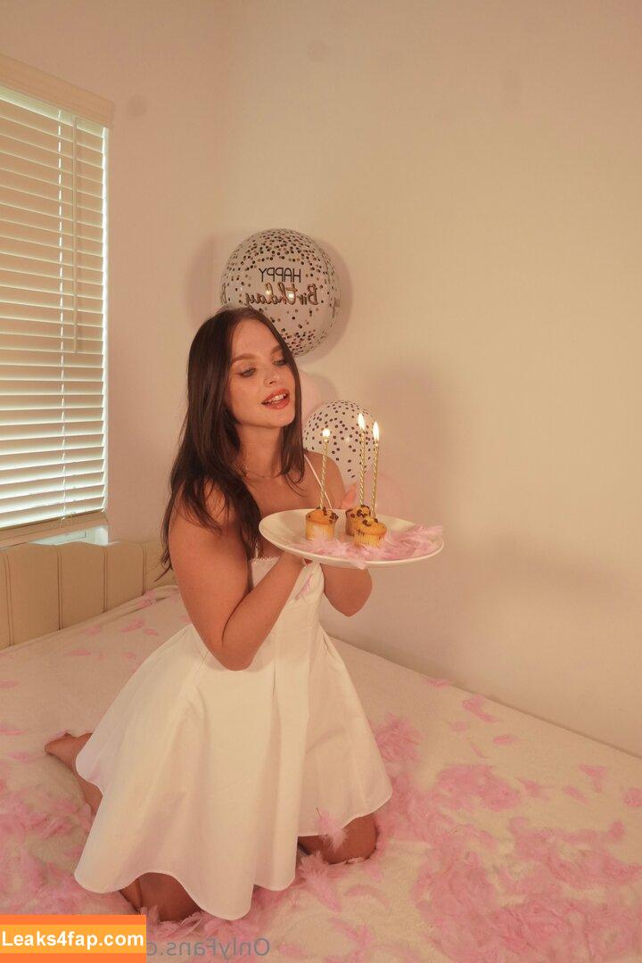 lilathrills / lilanaruse leaked photo photo #0104