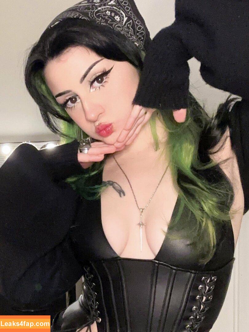 lilbatty / Skye Bedell / lil.batty / lilbattyy leaked photo photo #0084