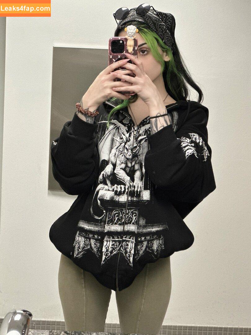 lilbatty / Skye Bedell / lil.batty / lilbattyy leaked photo photo #0091