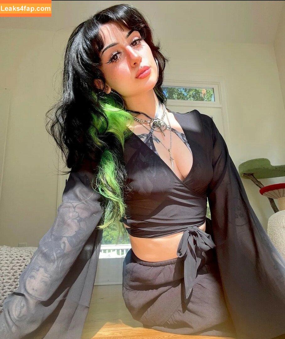 lilbatty / Skye Bedell / lil.batty / lilbattyy leaked photo photo #0134