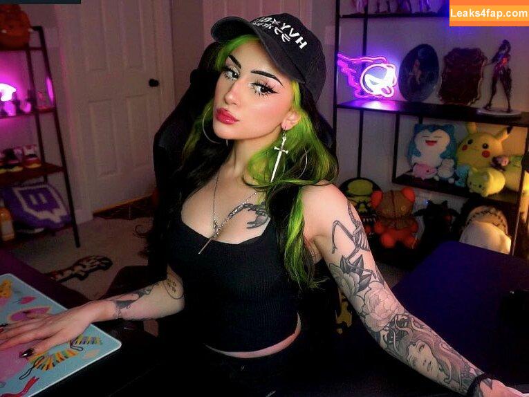 lilbatty / Skye Bedell / lil.batty / lilbattyy leaked photo photo #0147